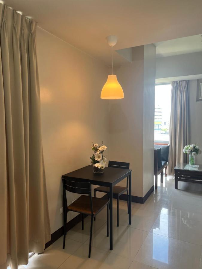 Manhattan Heights Tower D Aparthotel Manila Luaran gambar
